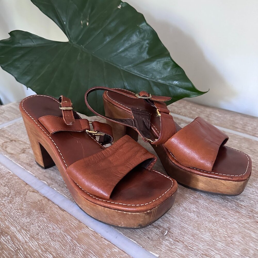 Cute Brown Sandals